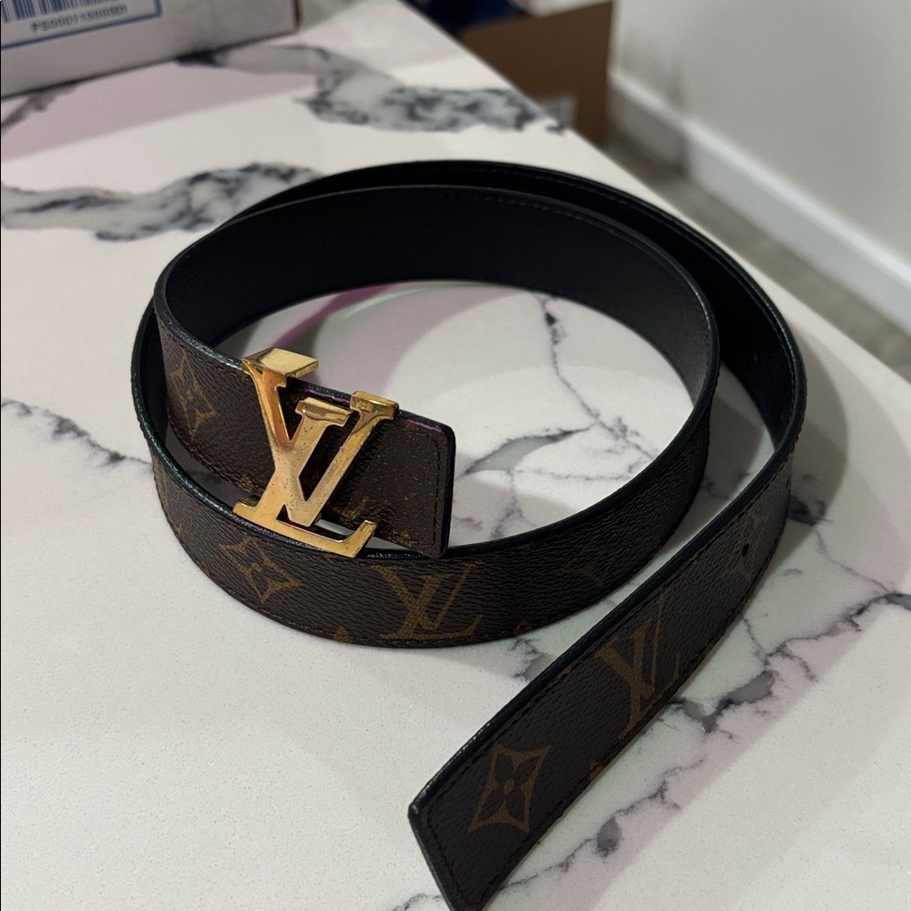 Louis Vuitton reversible belt LV Iconic 20mm Reversible Belt size 80 - Picture 5 of 10